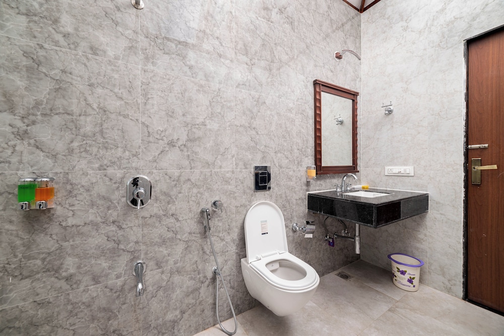 Secondary bathroom view at The Gateway Osian
